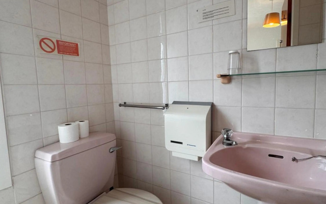 OYO Delton Hotel Blackpool Pleasure Beach