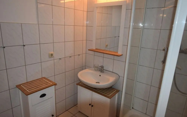 Beautiful Apartment in Robertsdorf With Garden