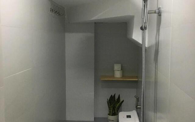 Hanoi Lullaby Hotel & Travel