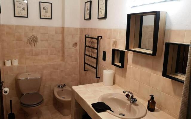 Charmant 2 pièces + terrasse entouré de verdure