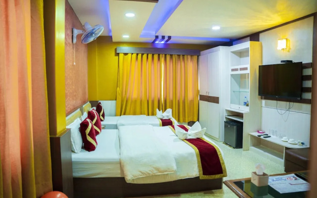 Gautam Hotel