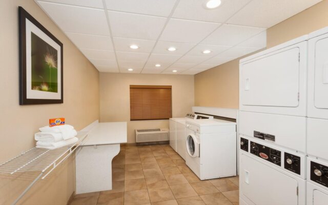 Candlewood Suites Aurora-Naperville by IHG