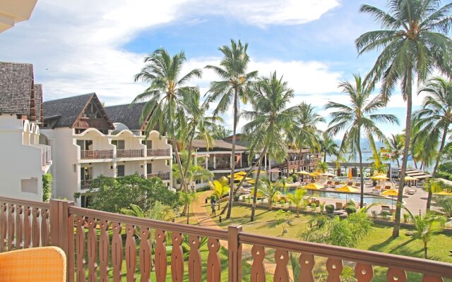 Royal Beach Hotel