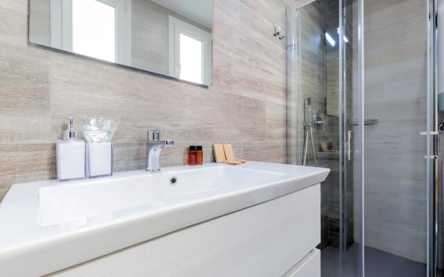 Milan Retreats Magenta