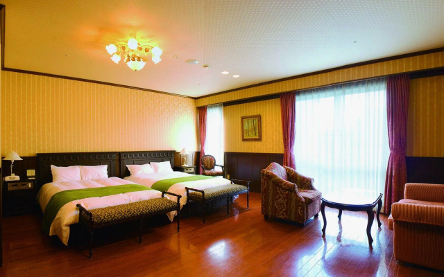 Old England Dogo Yamanote Hotel – Guest Rooms – Matsuyama