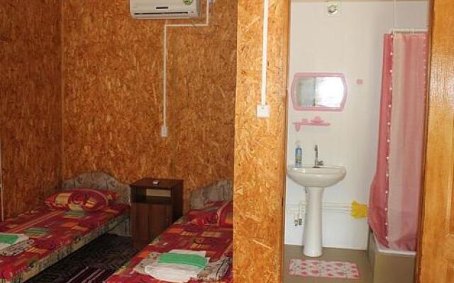 Guest House on Krasnaya 57