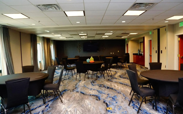 Fairfield Inn & Suites by Marriott Denver Aurora / Parker