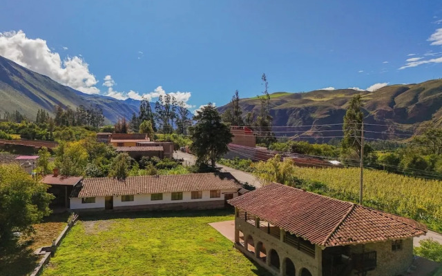 Casa Mayta Hotel