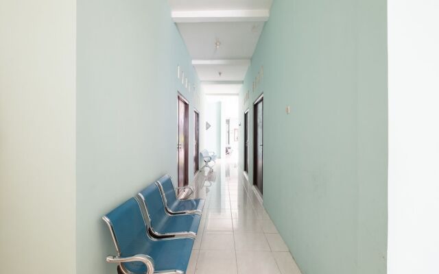 Rumah Nugraha Hotel Syariah by OYO Rooms