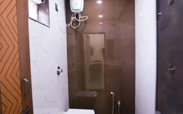 Hotel Sky City