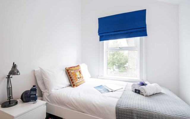 Charming Golborne Escape