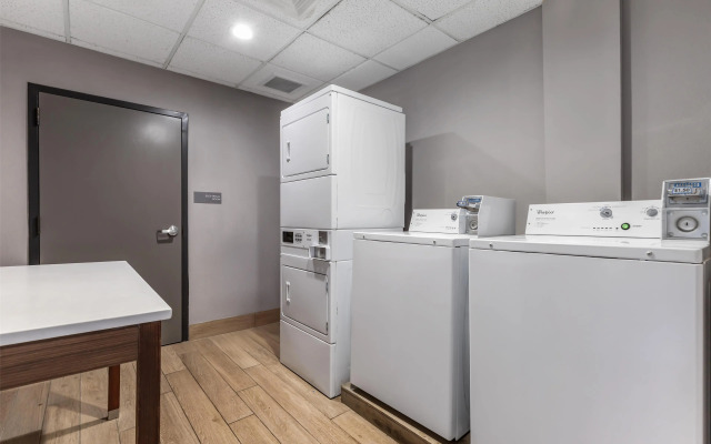 Best Western Plus Lexington Inn