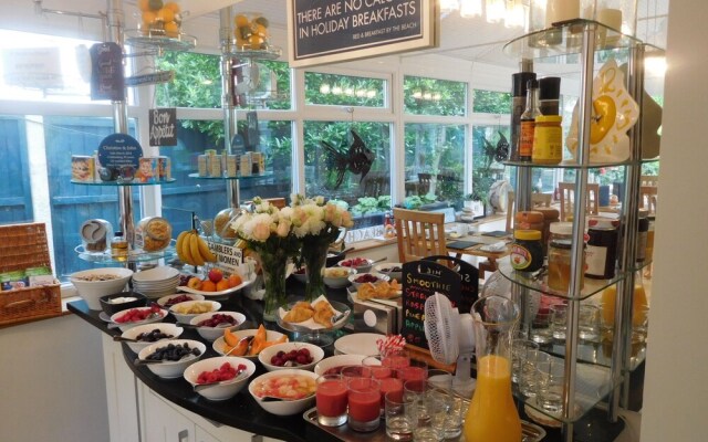 Bed & Breakfast by the Beach