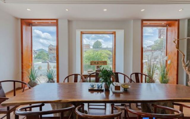 Yuansu City Guesthouse