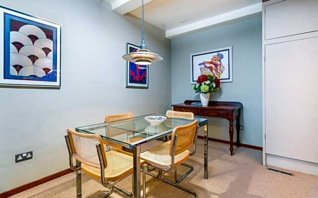 Princes Gate Mews by CAPITAL