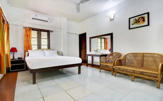 Shirleys Beach Hotel