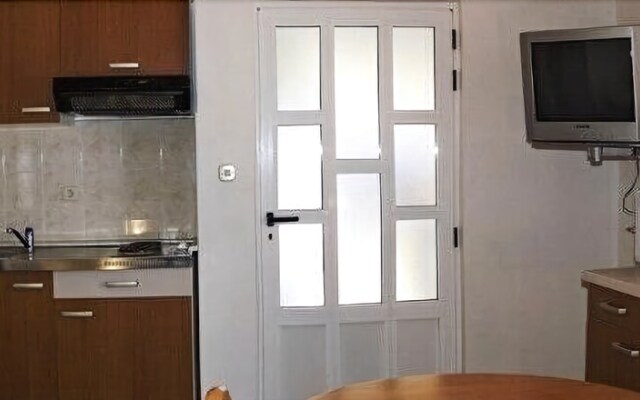 Apartments and Rooms Florijan