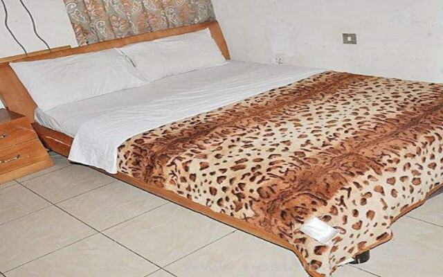 Shadlat International Hotel