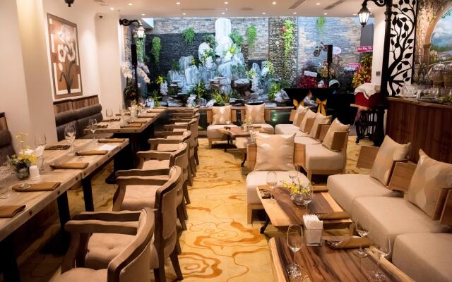 Nesta Hotel Saigon Central