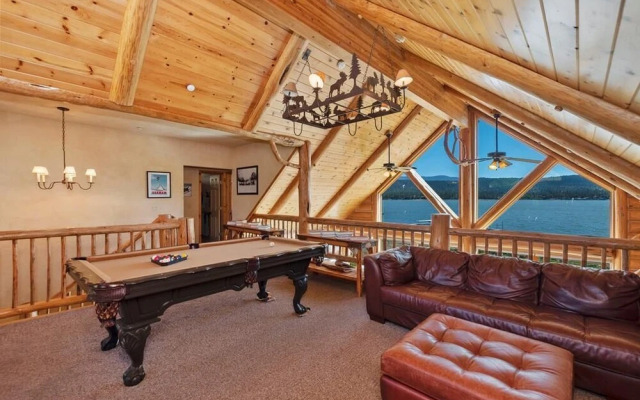 003 Northern Exposure Home