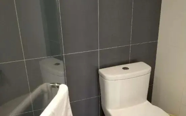 HanTing Hotel (Yanji Water Market)