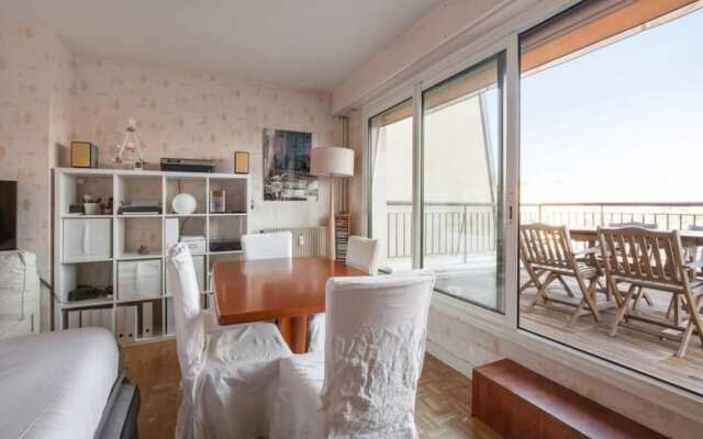 Cosy Flat With big Terrace for 6p - Eiffel Tower