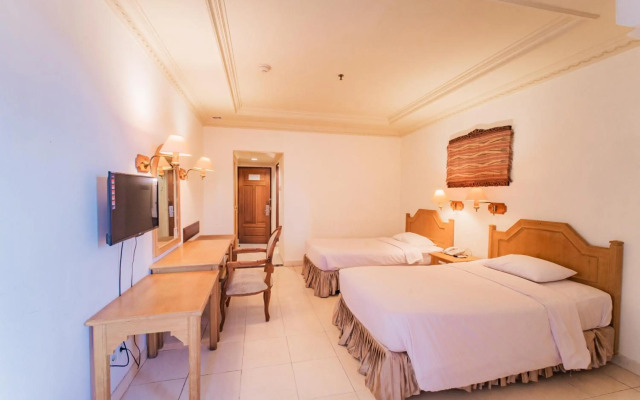 Capital O 1735 Adika Bahtera Hotel