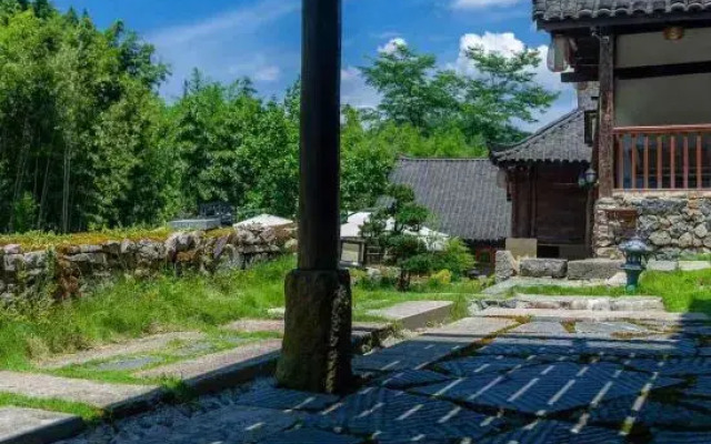 Shuipuli Xiaoxigu Boutique Hostel