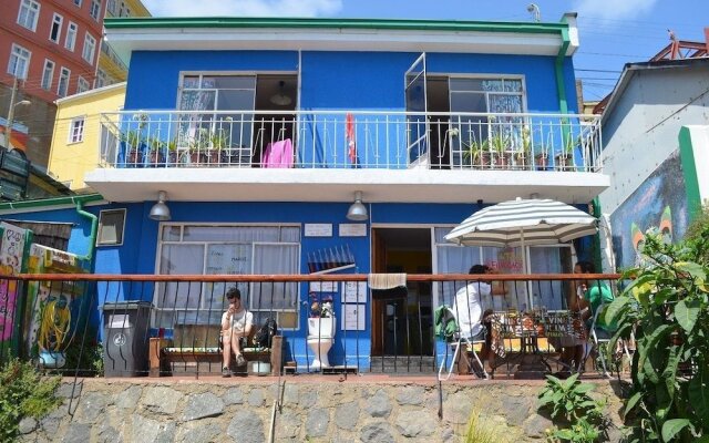 La Casa Azul Hostal - Hostel