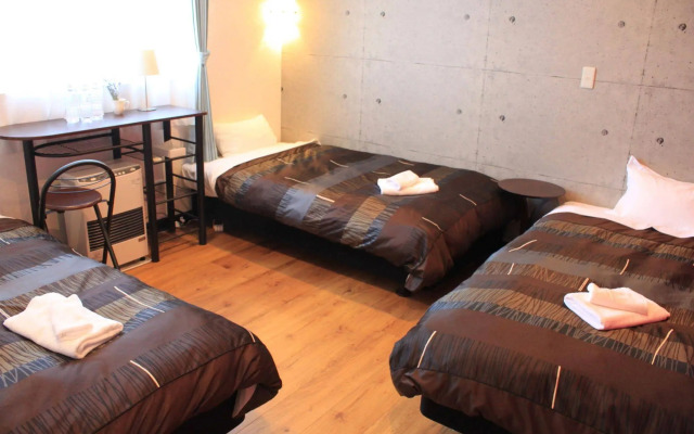 petit-hotel #MELON Furano