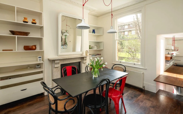 Entire Family Home In London