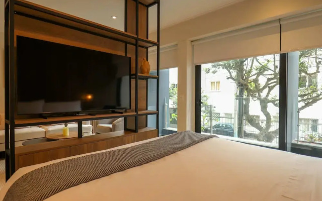 w Dazzling 1BR w Fantastic View in Miraflores