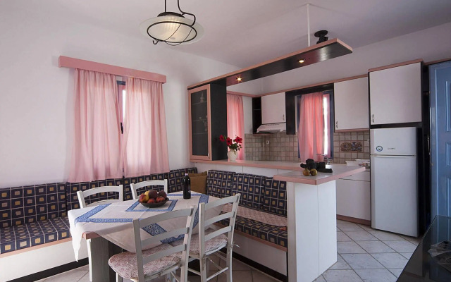 Cybele Suites & Apartments