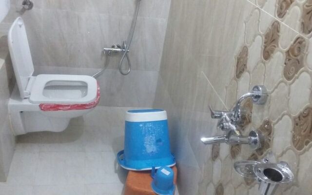 Hotel Divya palace & Restaurent
