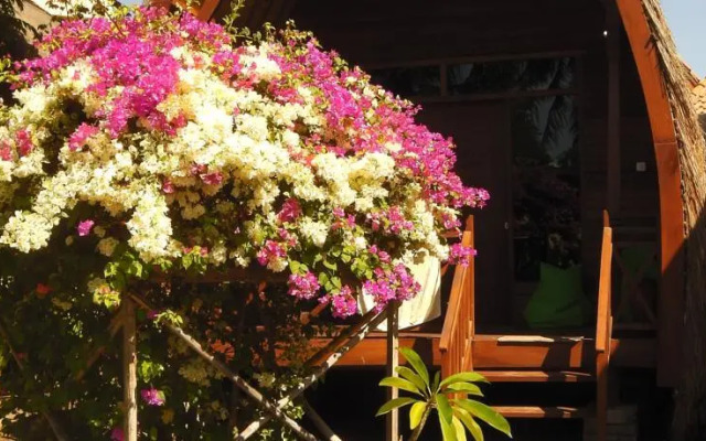 Tanah Qita Bungalows