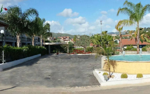 Prince Franklyn Hotel