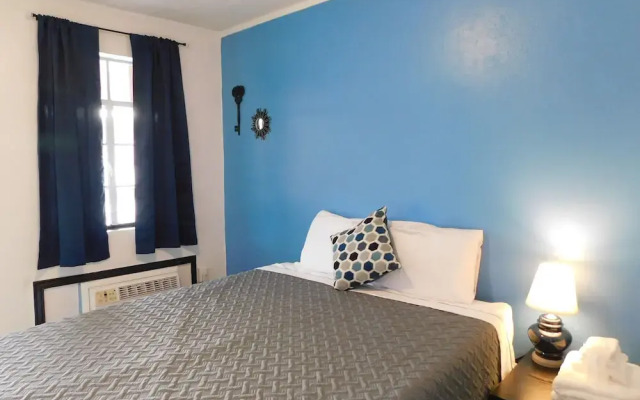 Spruce Pine Inn
