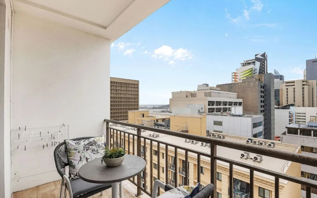 Newly Renovated 1bdr in the CBD