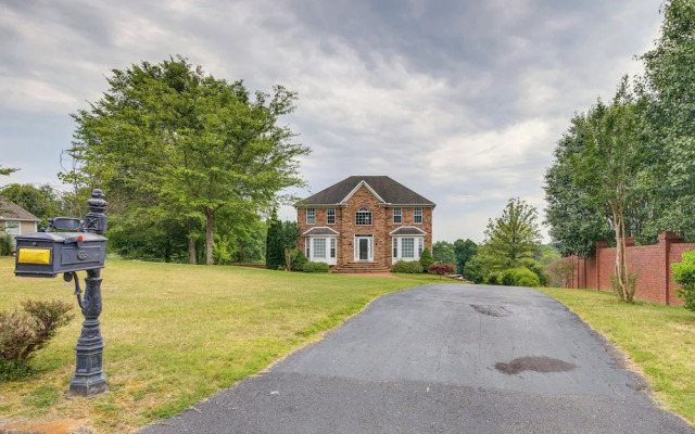 Tennessee Vacation Rental w/ Balcony!