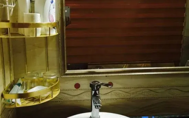 Gongyi Xinxin Express Hotel