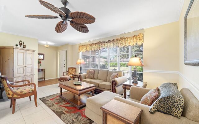 Lakeside House by Vacation Rental Pros