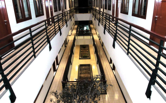 N Hotel