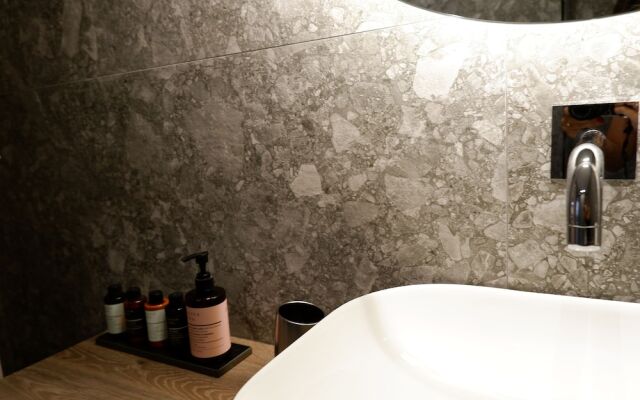 Kaiser Luxury Suites