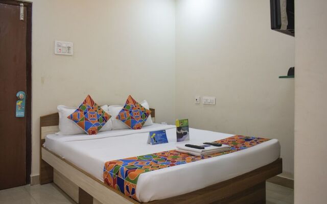 FabExpress Sri Lakhsmi Deluxe