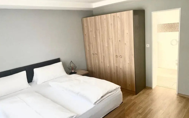 Louis Hotels