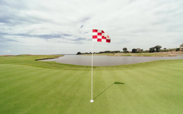 Lake Victoria Serena Golf Resort & Spa