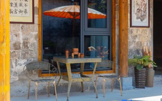 Xidi Ruiyuanfu Boutique Hostel