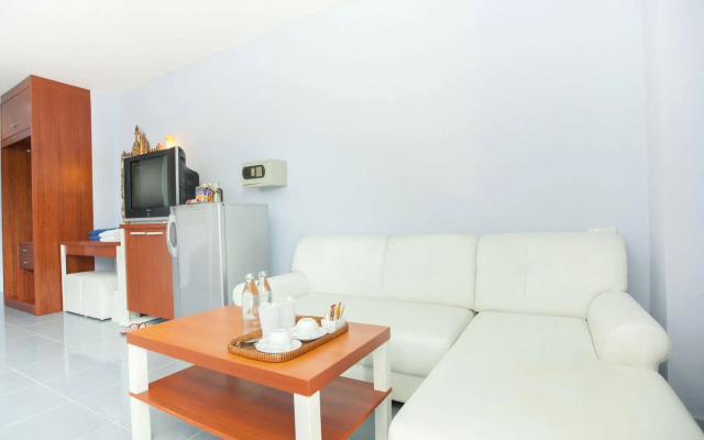 Chalong Beach Hotel Phuket