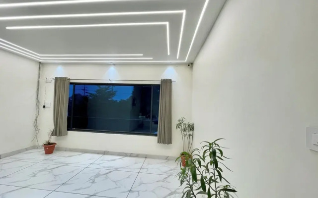 Hotel Shree Nakoda Paradise - Ujjain