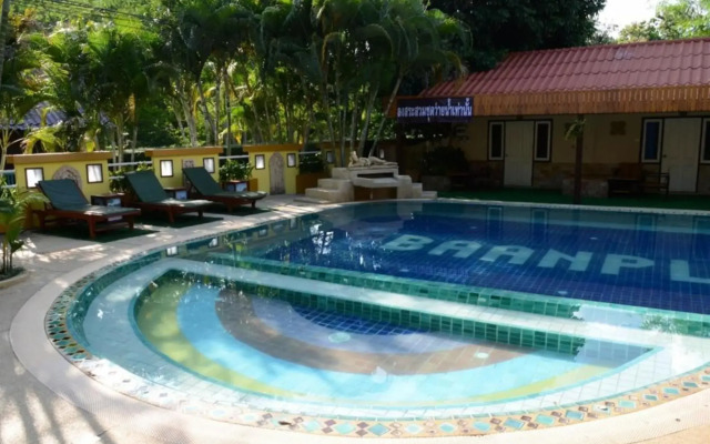 Baanplaidoi Resort